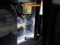 Multi-axis CNC-frees: demonstratie van het bewerken van complexe geometrische vormen